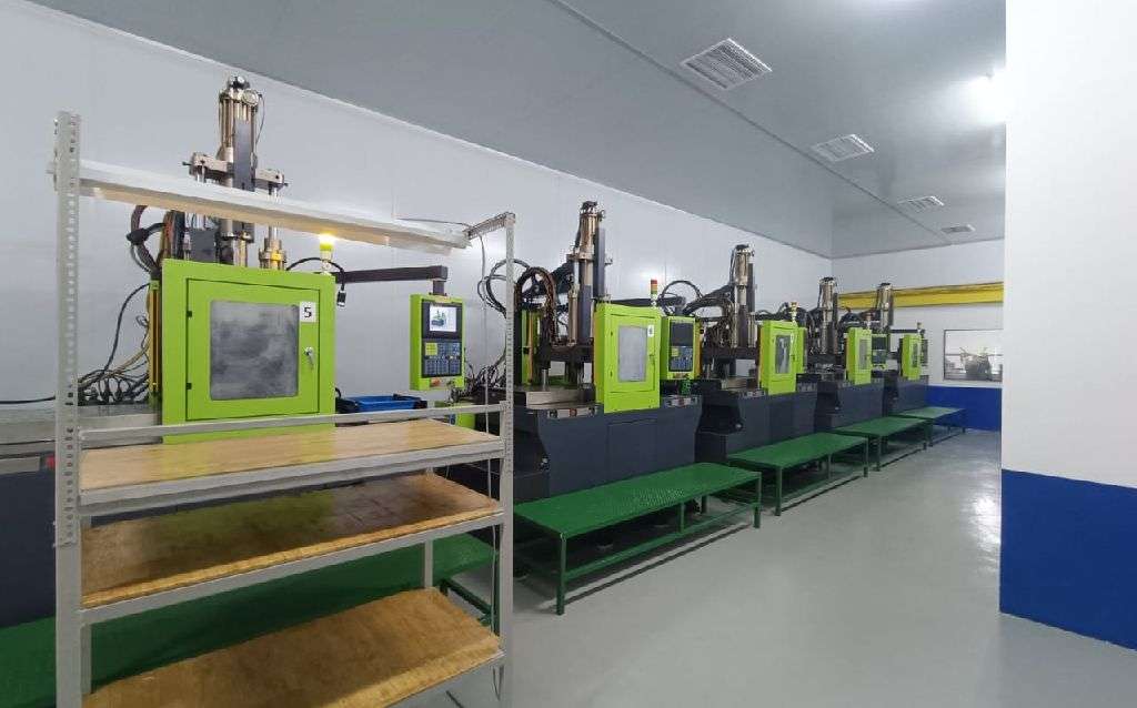 High-quality custom molded industrial silicone components showcasing heat resistance and precision tolerances.